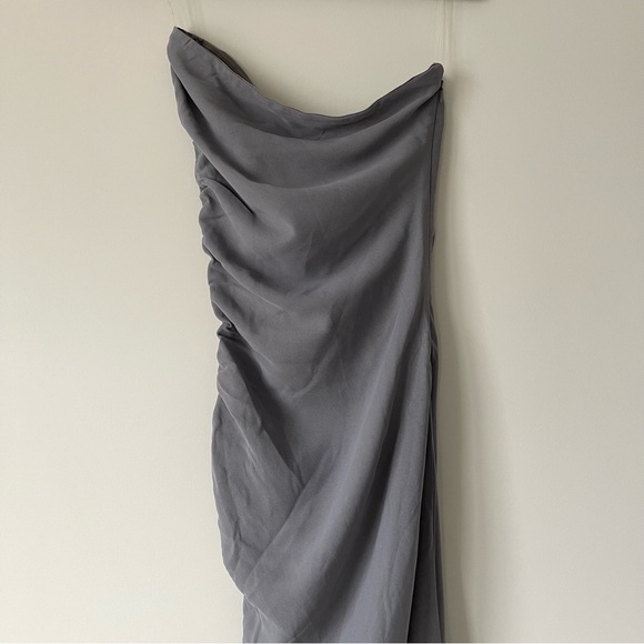 SNDYS / REVOLVE NORA DRESS strapless grey maxi dress - Picture 8 of 8